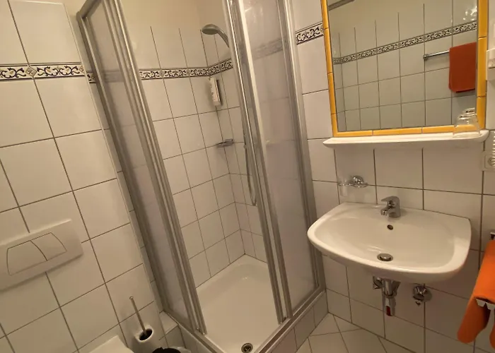 ホテル アム シュロス 3*